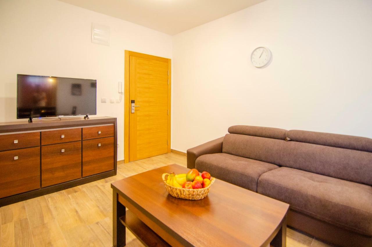 Apartments Sara 4 Bol Extérieur photo